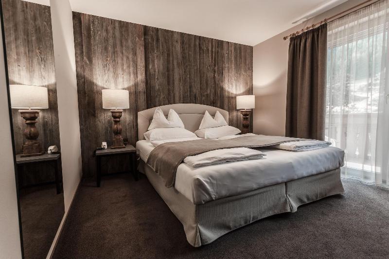 Hotel Garni Villa Park Ortisei Exterior foto
